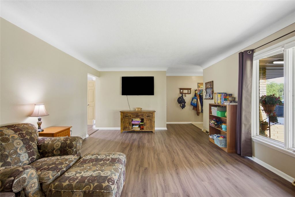 1006 NW 3rd Street, Ankeny, IA 50023