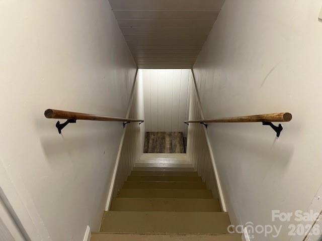 1503 Indian Hills Drive, Lenoir, NC 28645