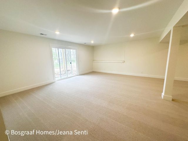 8380 Bauerridge Avenue, Jenison, MI 49428