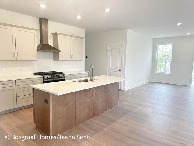 8380 Bauerridge Avenue, Jenison, MI 49428