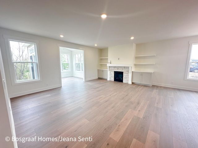 8380 Bauerridge Avenue, Jenison, MI 49428