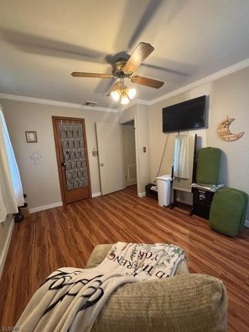 492 Booth Ct, Rahway City, NJ 07065