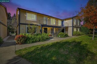 1520 Schenone Ct 7, Concord, CA 94521