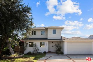 8841 Croydon Avenue, Los Angeles, CA 90045