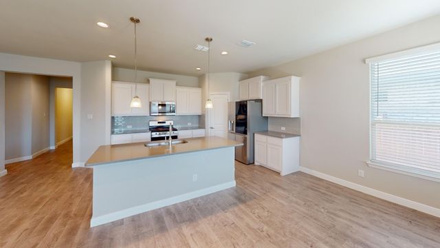 225 Drumcliffe Drive, Fort Worth, TX 76052