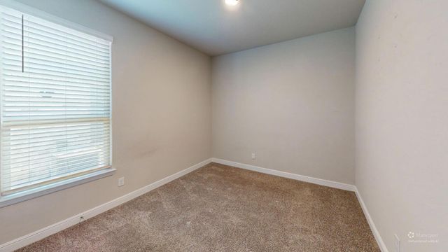 225 Drumcliffe Drive, Fort Worth, TX 76052