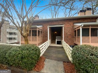 311 Quail Run, Roswell, GA 30076
