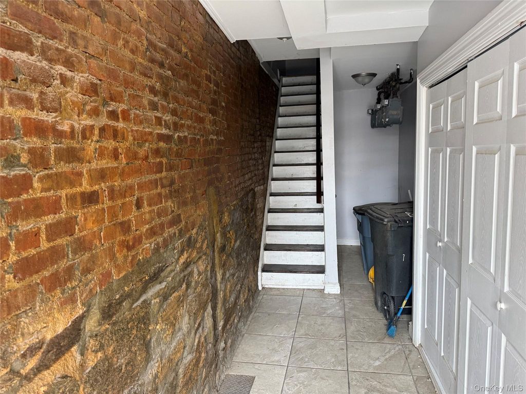 2429 E Tremont Avenue, Bronx, NY 10461 — photo 3