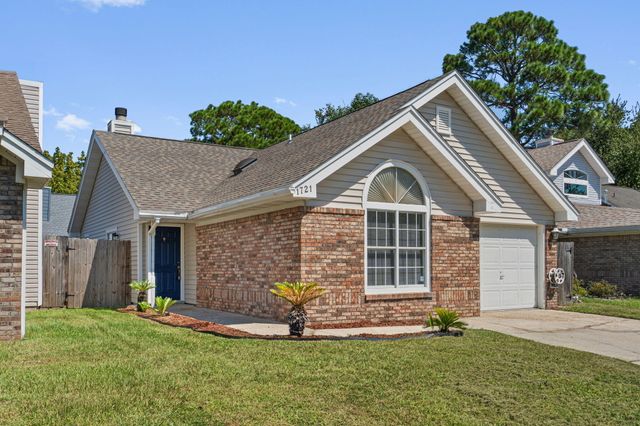 1721 Colonial Court, Fort Walton Beach, FL 32547