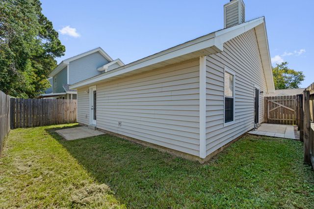 1721 Colonial Court, Fort Walton Beach, FL 32547