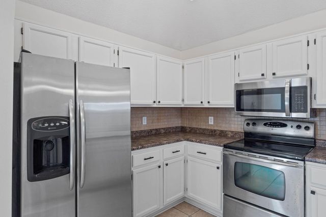 1721 Colonial Court, Fort Walton Beach, FL 32547