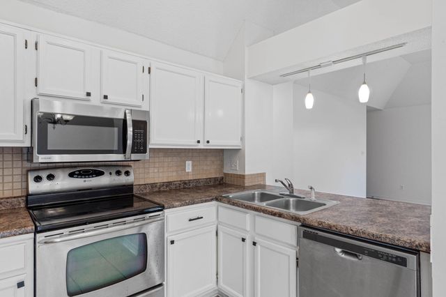 1721 Colonial Court, Fort Walton Beach, FL 32547