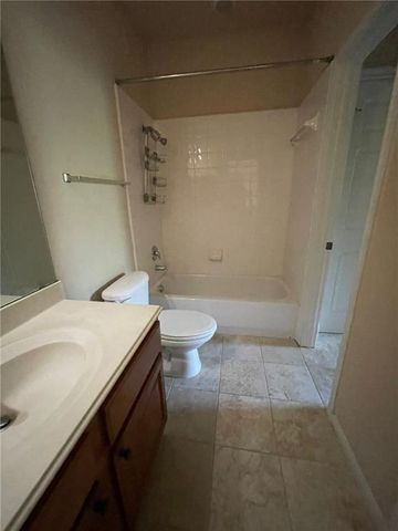 704 S Frontier LN, Cedar Park, TX 78613