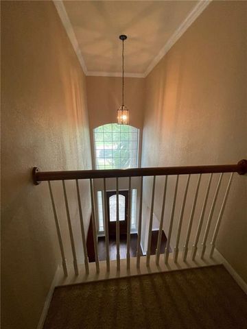 704 S Frontier LN, Cedar Park, TX 78613