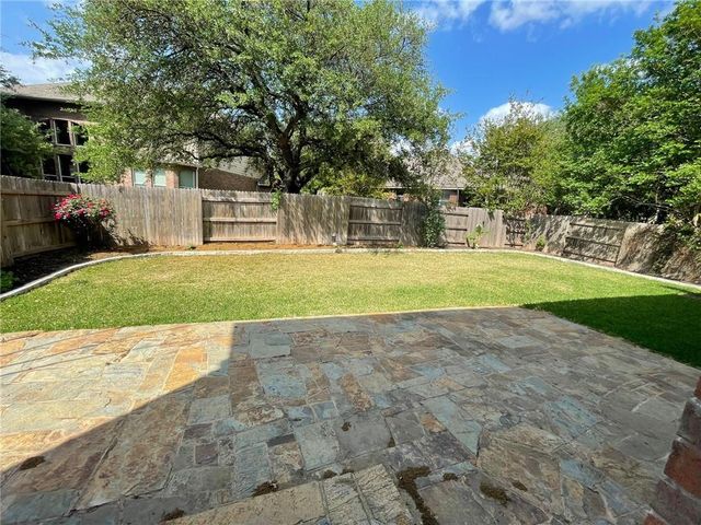 704 S Frontier LN, Cedar Park, TX 78613