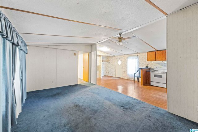 645 DAILEY CIRCLE, Oneonta, AL 35121