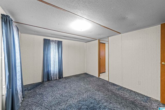 645 DAILEY CIRCLE, Oneonta, AL 35121