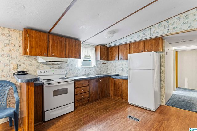 645 DAILEY CIRCLE, Oneonta, AL 35121