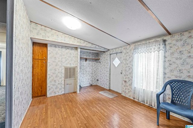 645 DAILEY CIRCLE, Oneonta, AL 35121