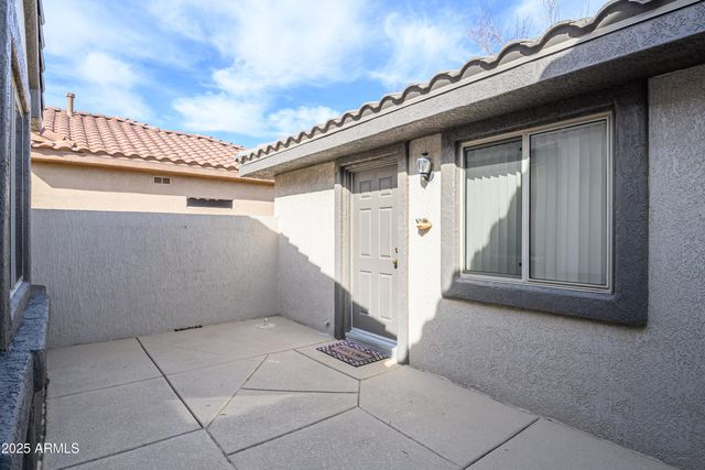 15655 W Bethesda Court, Surprise, AZ 85374