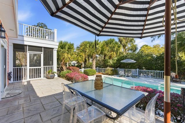 24 Commons Court, Isle Of Palms, SC 29451