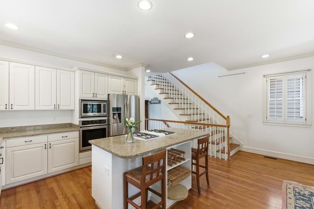 24 Commons Court, Isle Of Palms, SC 29451