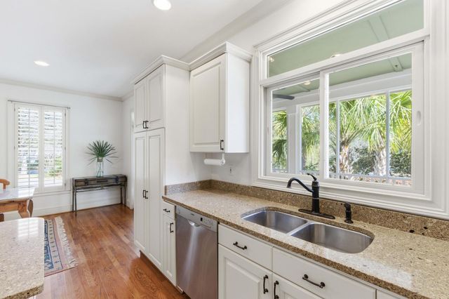 24 Commons Court, Isle Of Palms, SC 29451