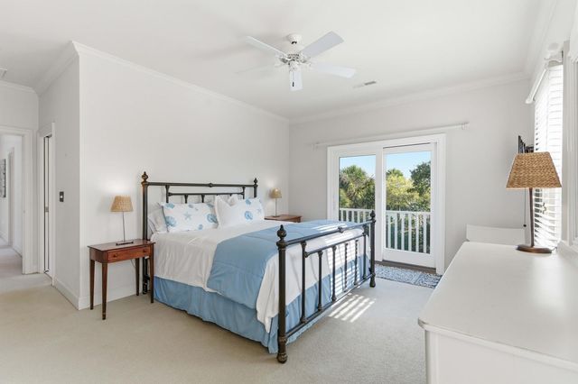 24 Commons Court, Isle Of Palms, SC 29451