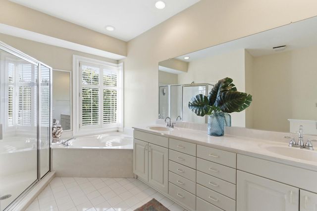 24 Commons Court, Isle Of Palms, SC 29451