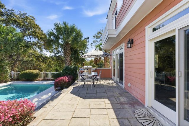 24 Commons Court, Isle Of Palms, SC 29451