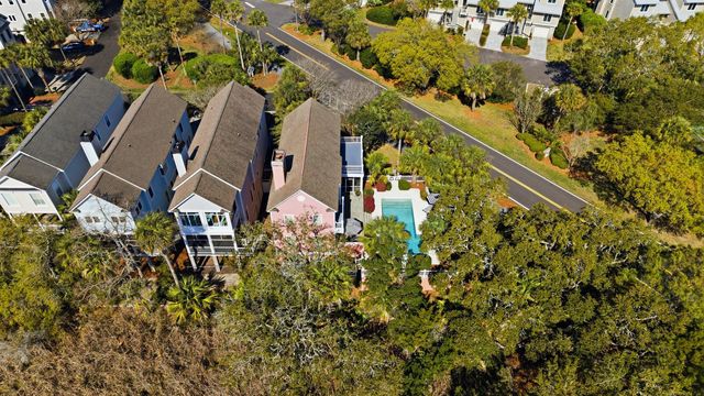 24 Commons Court, Isle Of Palms, SC 29451