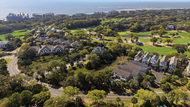24 Commons Court, Isle Of Palms, SC 29451