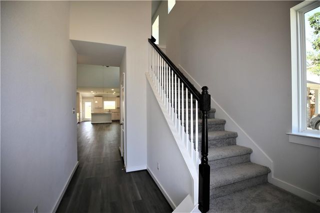 635 Pheasant Hill LN, Georgetown, TX 78628