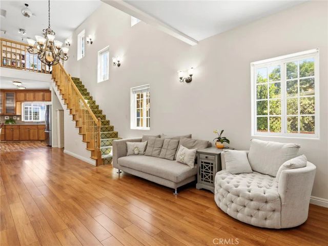 3305 Community Avenue, Glendale, CA 91214