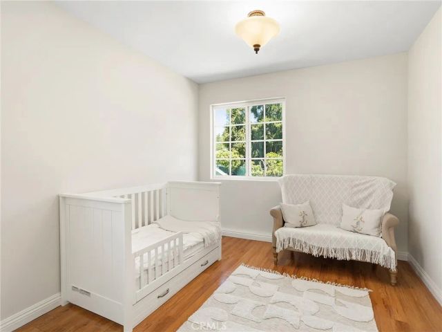 3305 Community Avenue, Glendale, CA 91214