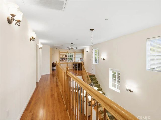 3305 Community Avenue, Glendale, CA 91214