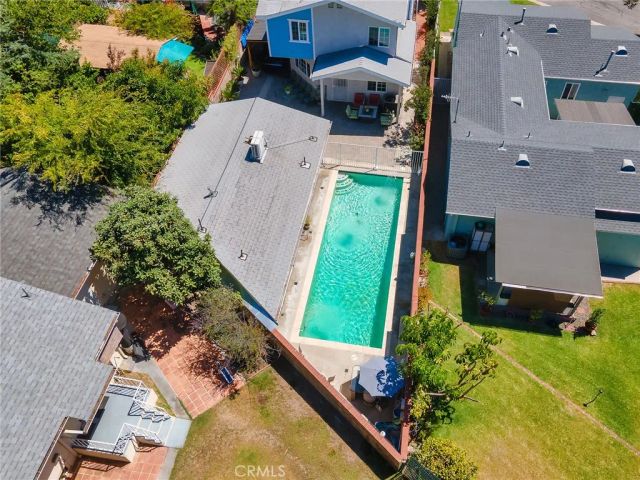 3305 Community Avenue, Glendale, CA 91214