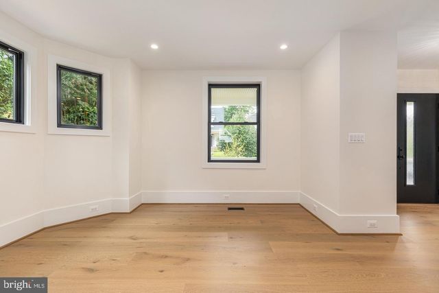 1429 HOLLY ST NW, Washington, DC 20012