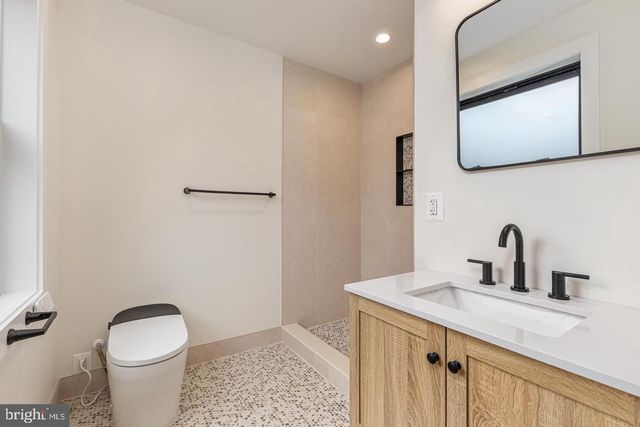 1429 HOLLY ST NW, Washington, DC 20012