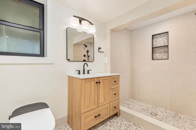 1429 HOLLY ST NW, Washington, DC 20012