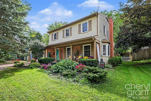 2246 Boston Street, East Grand Rapids, MI 49506