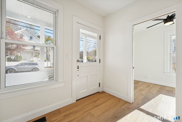 21 Soundview Avenue 1st Fl, Norwalk, CT 06854