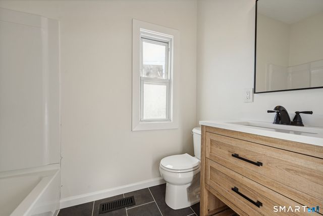 21 Soundview Avenue 1st Fl, Norwalk, CT 06854