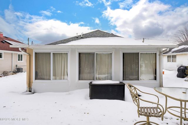 1734 Yorktowne Boulevard, Toms River, NJ 08753