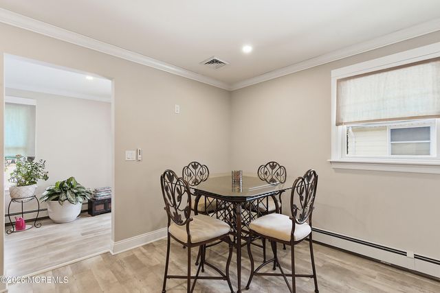 1734 Yorktowne Boulevard, Toms River, NJ 08753