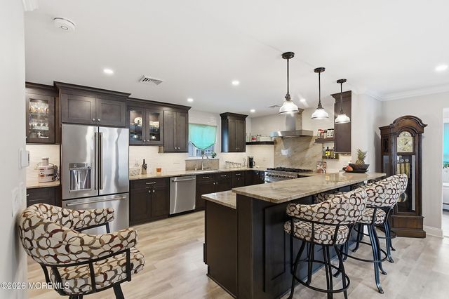 1734 Yorktowne Boulevard, Toms River, NJ 08753