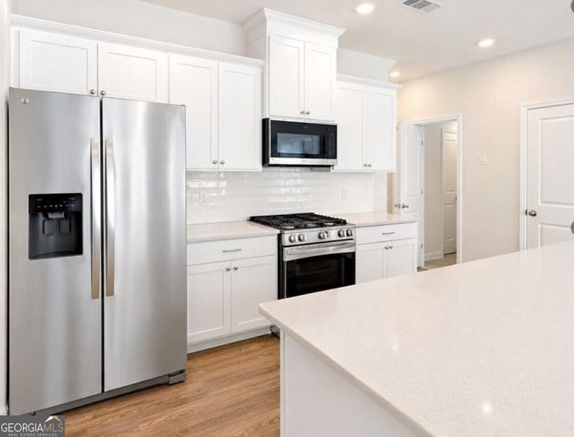 7429 Quinn Place, Flowery Branch, GA 30542