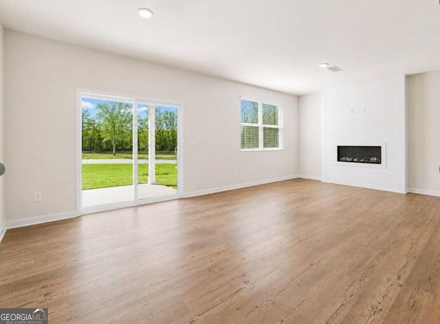7429 Quinn Place, Flowery Branch, GA 30542
