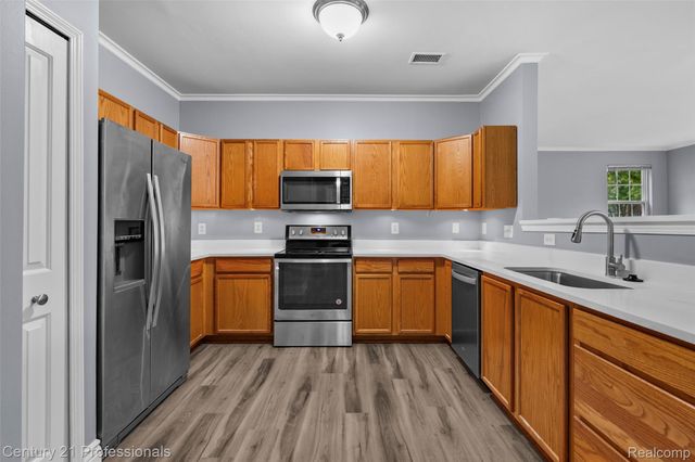 3981 Elizabeth Avenue, Canton Charter Township, MI 48188