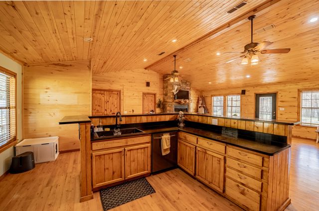 220 County Road 4577, Sulphur Springs, TX 75482